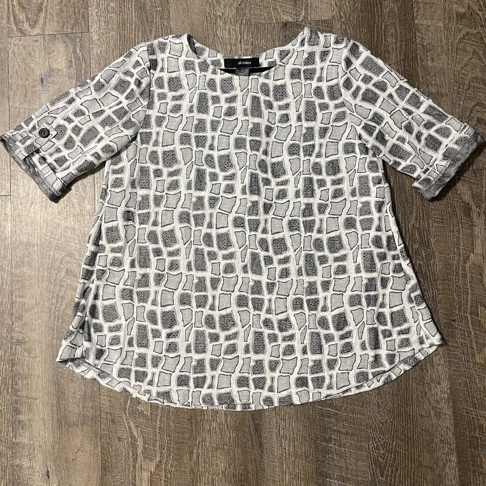 Ali Miles Top Women Small Gray And White Burnout Squares ALine Lightweight Tunic